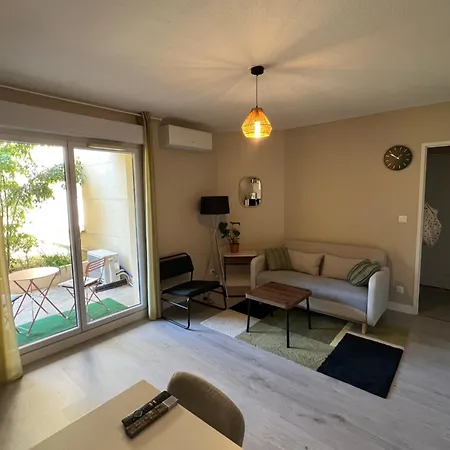 T2 Cosy Aéroport Toulouse Appartement *
