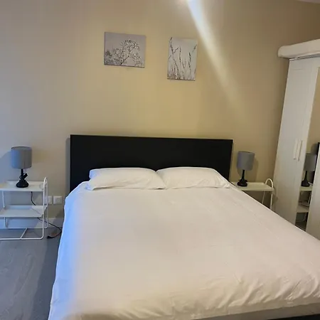 T2 Cosy Aeroport Toulouse *