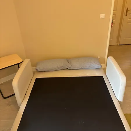 T2 Cosy Aéroport Toulouse * Blagnac